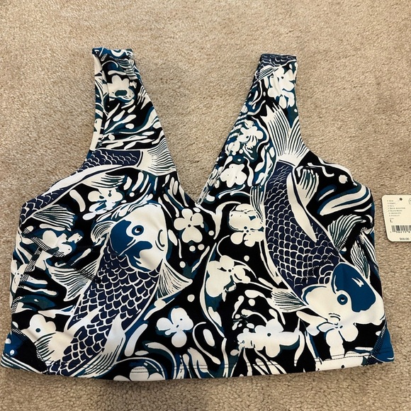 FREE PEOPLE Never Better Printed Crop top in Blue Koi Fish XS NWT - Picture 2 of 3